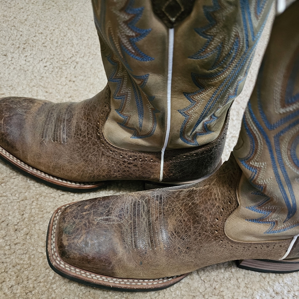 Ariat Brown Leather Western Boots with Blue Stitch Accents